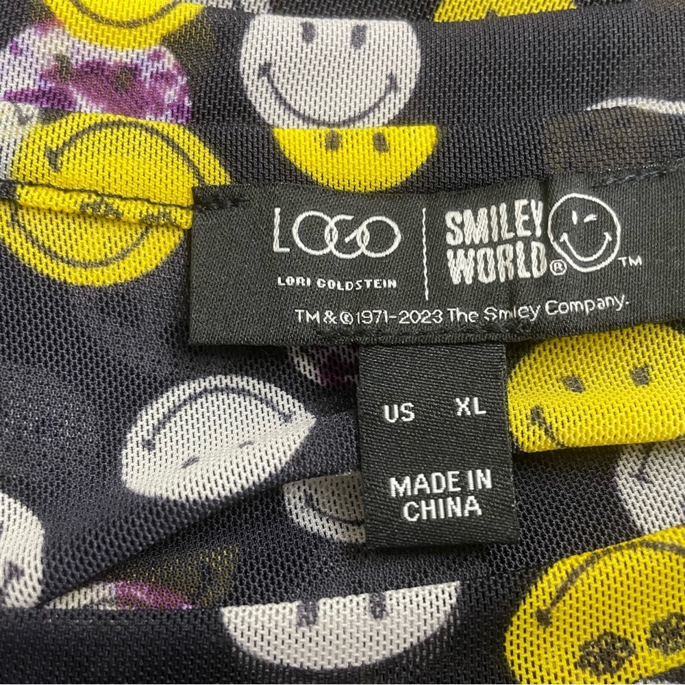 LOGO/Smiley World collaboration Mesh pullover shirt - Picture 3 of 9